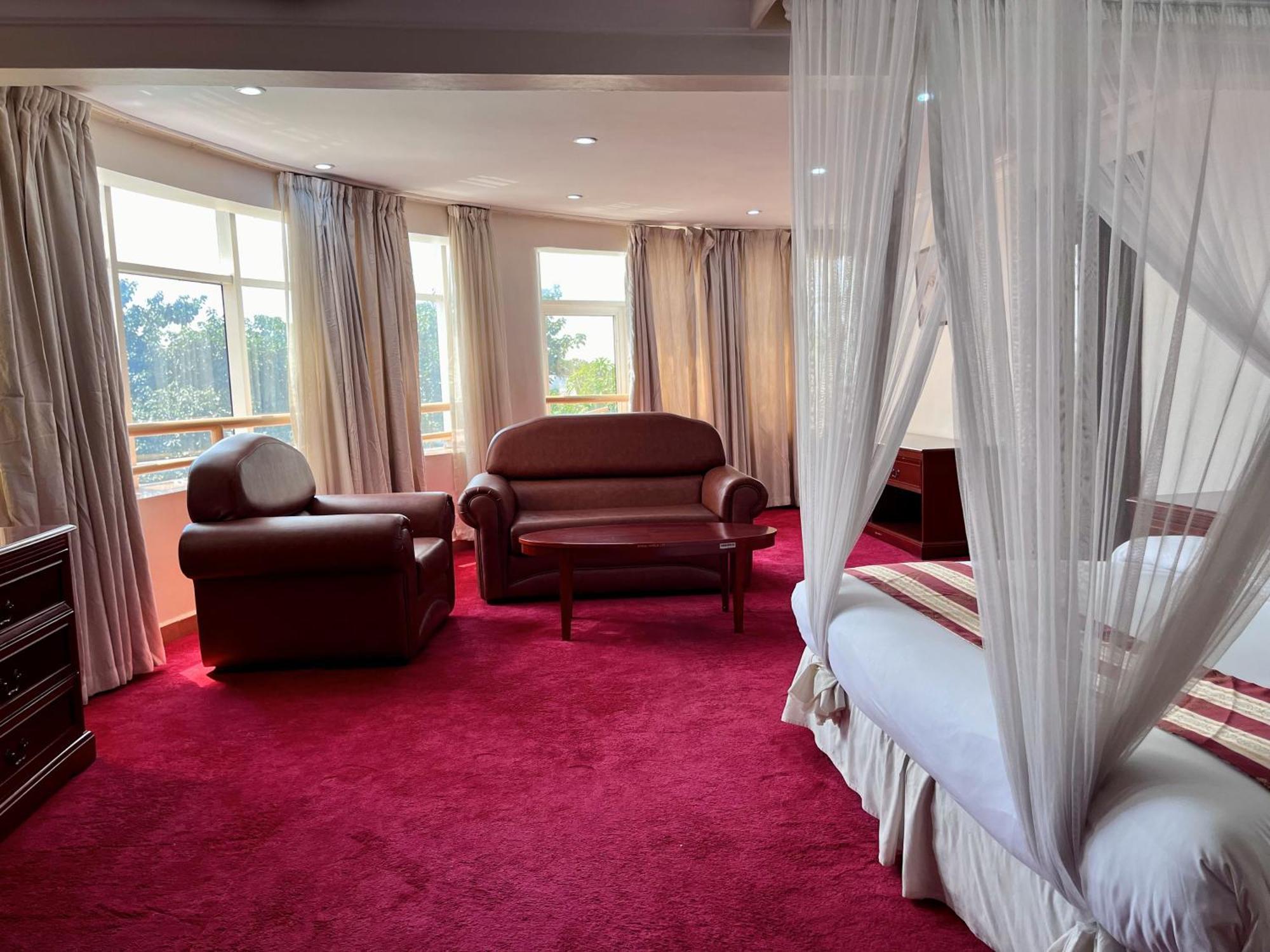 Bomah Hotel Limited Gulu Luaran gambar