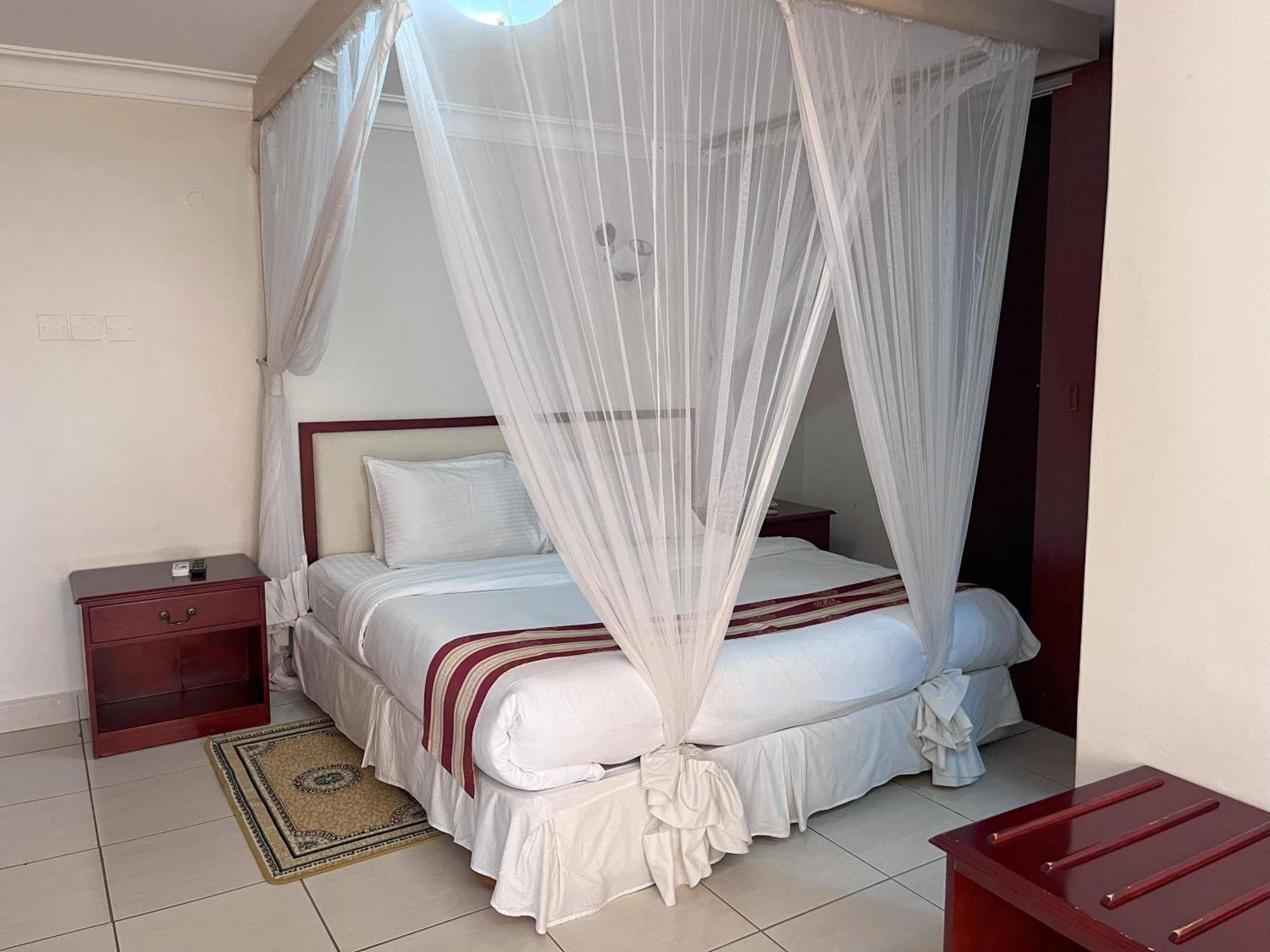 Bomah Hotel Limited Gulu Luaran gambar