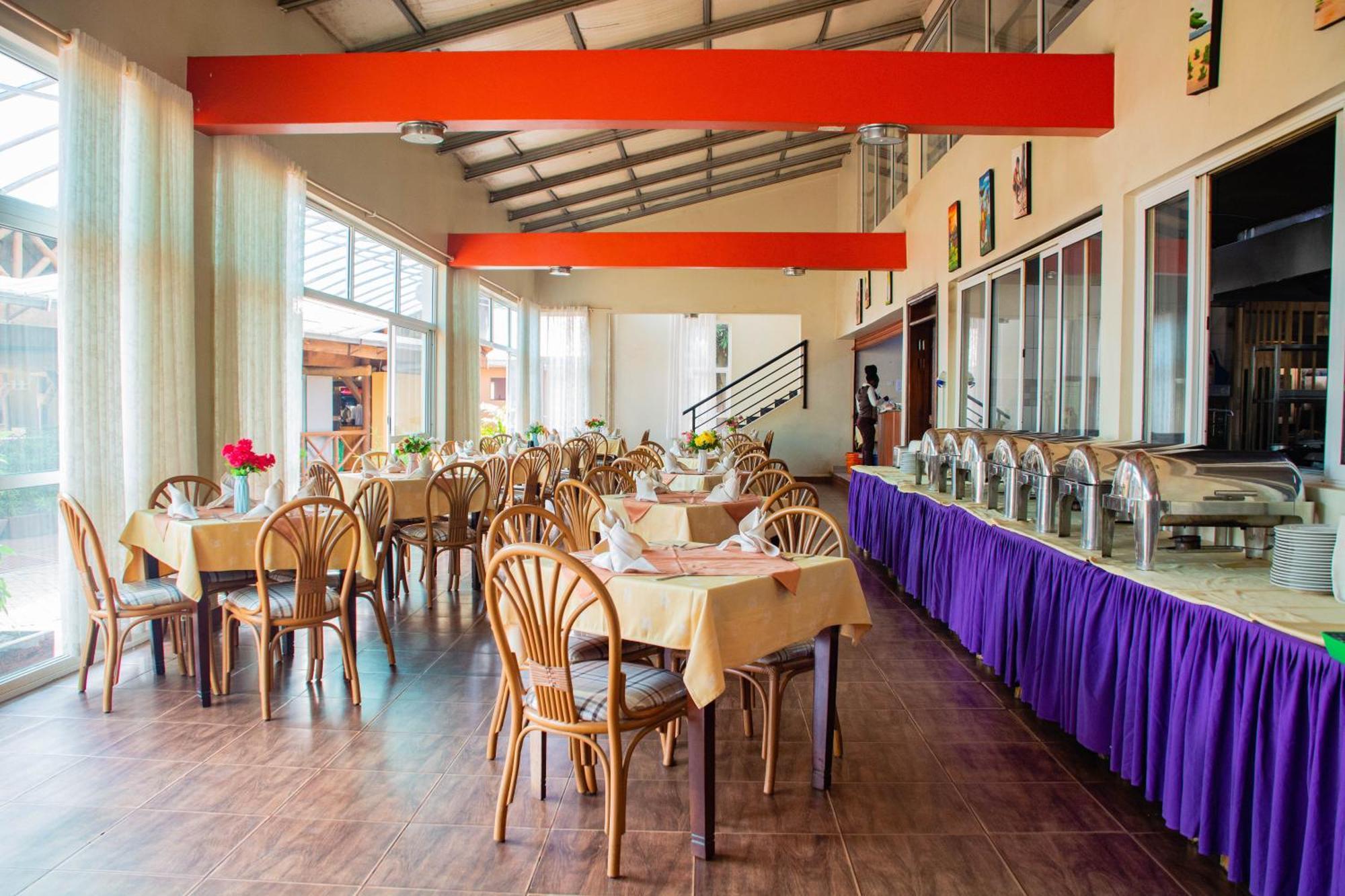 Bomah Hotel Limited Gulu Luaran gambar
